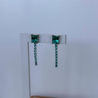 Detalhes do produto Brinco esmeralda  1/2 verde  com rivieira  em rodio branco