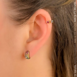 Detalhes do produto Piercing com quatro cristais coloridos, em ouro