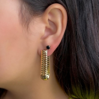 Detalhes do produto Brinco Mola Lisa, em ouro