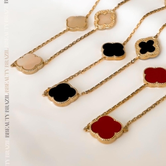Detalhes do produto Colar longo Flor VC Vermelho, em ouro.