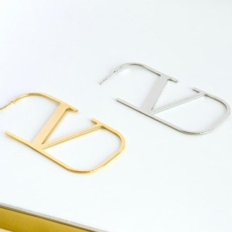 Detalhes do produto Brinco Inspiração Valentino, liso, em ródio