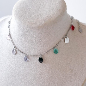 Detalhes do produto Choker cristais coloridos e chapinhas em círculo, em ródio
