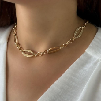 Detalhes do produto Choker mix de elos portugueses e ovais com recortes, em ouro.