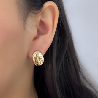 Detalhes do produto Brinco Oval Marcado em ouro