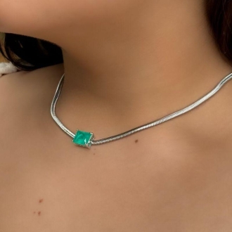 Detalhes do produto Colar Salamandra com pedra verde quadrada em Rodio